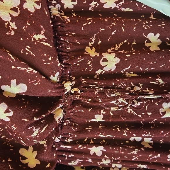 Hatley Floral V-Neck Adjustable Waist Asymmetrical Ruffled Hem Dress Size XL - Picture 3 of 11